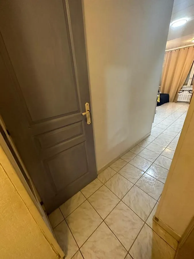 Apartment A La Semaine Ou Au Jour / Location Studio Meuble 30M² La Ciotat