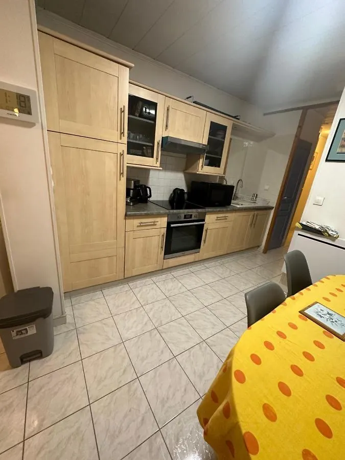 A La Semaine Ou Au Jour / Location Studio Meuble 30M² contacts